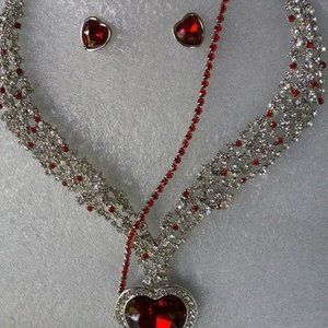 ELEGANT CRYSTAL NECKLACE SET IN RED , Think Christmas